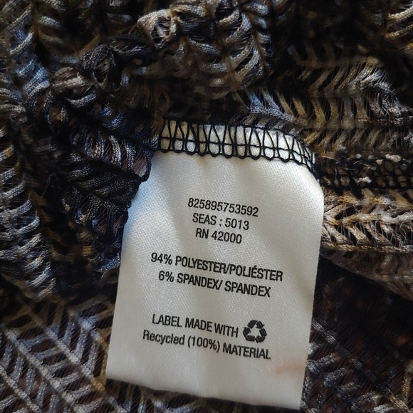 LYS love your style semi sheer top - Picture 3 of 4